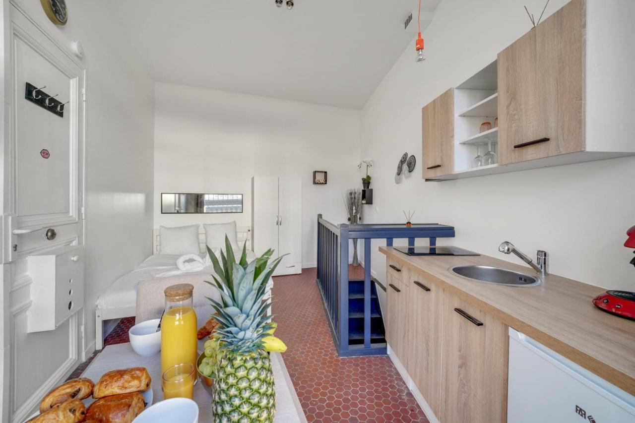 Loft In Heart Of Paris Moulin Rouge Apartment Bagian luar foto